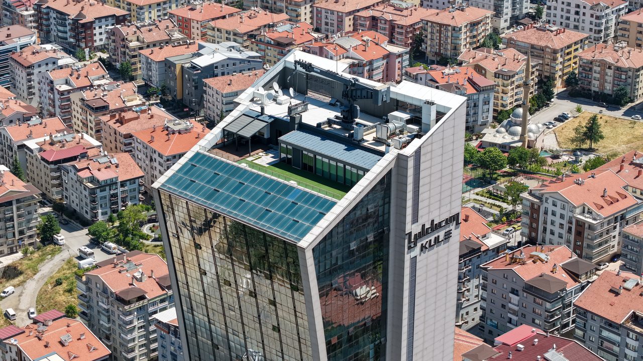 Yıldırım Kule 12